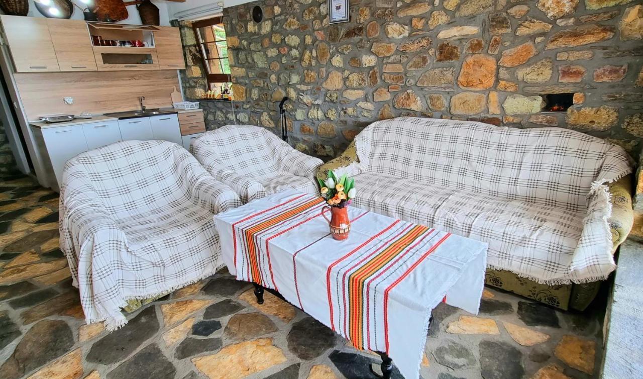 Villa Eskici Staro Myasto Exteriör bild